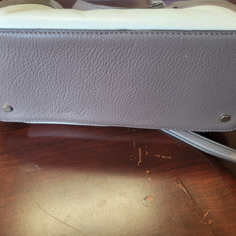 Kate Spade Tan and Cream Leather Crossbody Bag - Picture 3 of 4